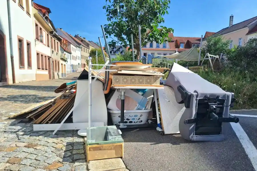 Understanding The Process Of Efficient Debris Removal Hanford, CA